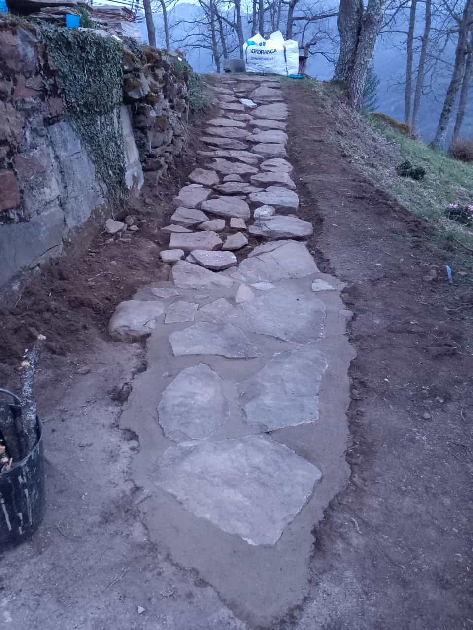 Camino Ca Luena en construcción